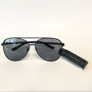 QUAY I Vivienne Sunglasses